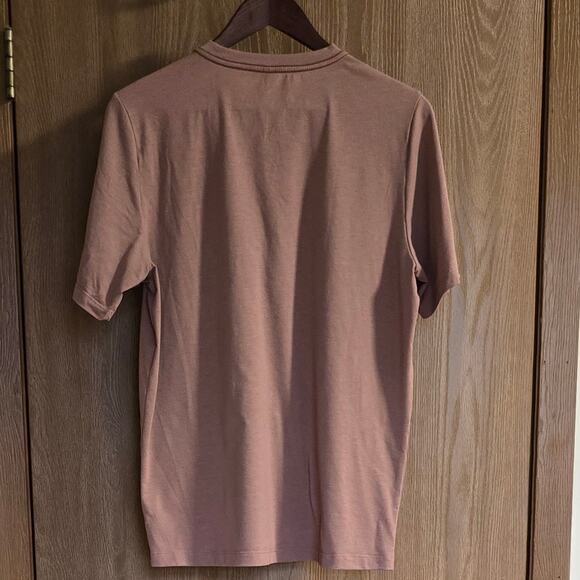 Vuori Current Tech Tee Zion Rose - Picture 3 of 8